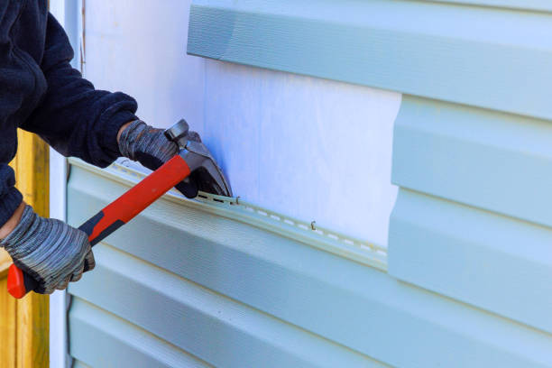 Reliable Emergency Siding Repair contractor in Westport, NC by Squared Siding